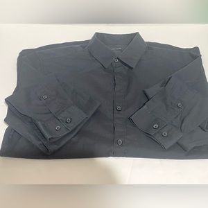 *** H&M**** Long Sleeve, Slim Fit Easy-Iron Shirt. Size: M.